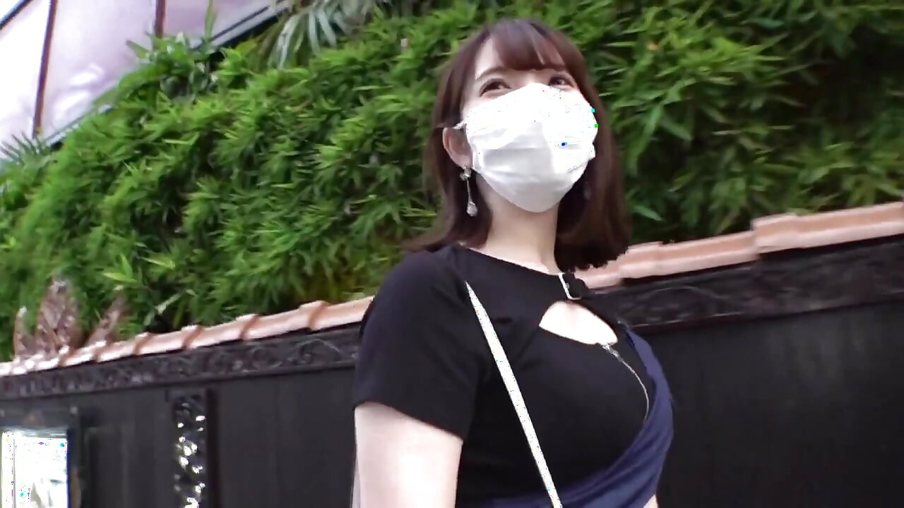 第1部分：採訪世界級的色情身體視頻創作者！