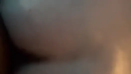 Das ist eine nasse arsch-muschi