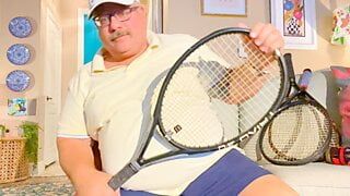 Tenis babanın sonunda en büyük eller serbest özelliği var! inanılmaz