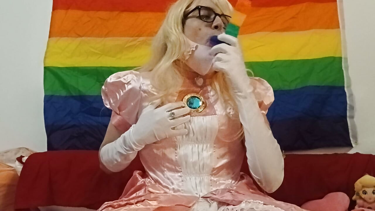 Princesstheo Sissy Chastity Fun time