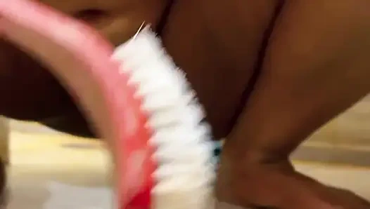 Dicke möpse bBW heißes collagenmädchen anippe toiletten-sex in hostel-badezimmer &pisse unbegrenzt