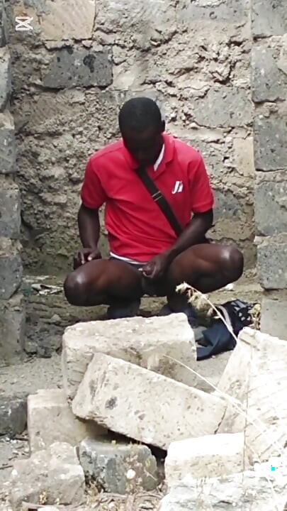 Shamba Boy Got Horny While on Duty