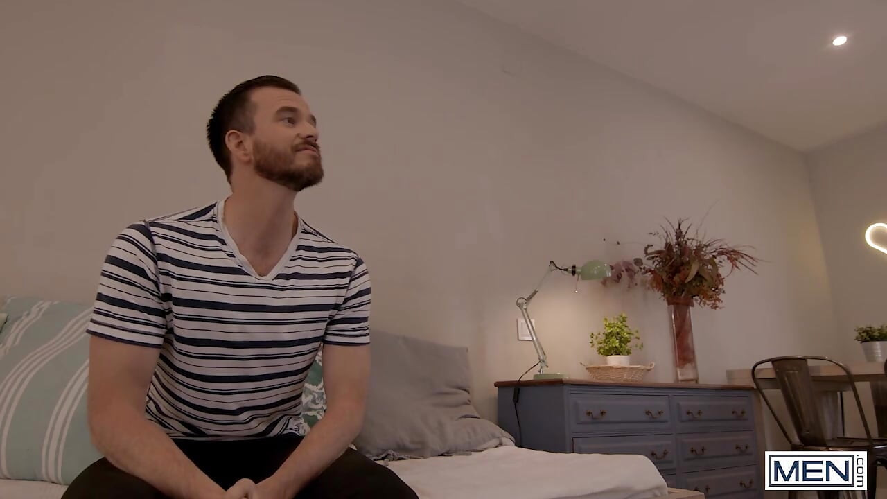 MEN - Gabriel Phoenix Shows Off His Sexy Routine Before Franky Fox Rides Him Into Bliss