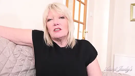 Judys - büyük memeli olgun terapistin Dr. Amy Goodhead tam olarak neye ihtiyacınız olduğunu biliyor