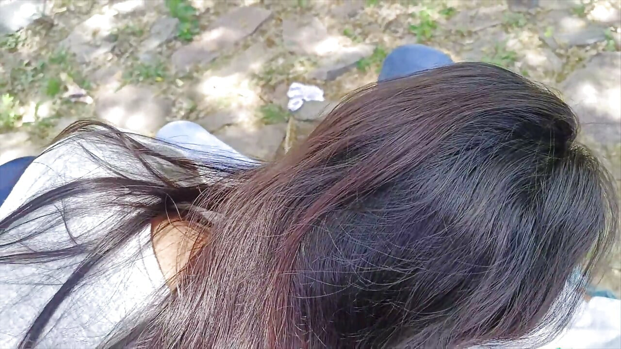 Hot Desi Girl Fucked Naked in Public Place