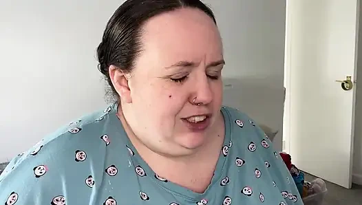 Mitbewohnerin entdeckt, dass sie sph-porno gucken | WICHSANLEITUNG