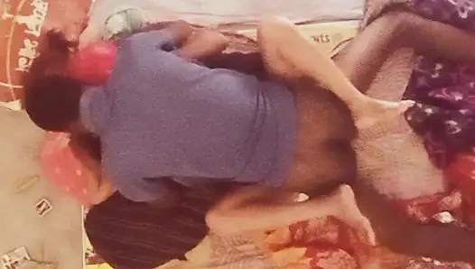 Din Mein aunty ko chod liya I fucked my aunt during the day