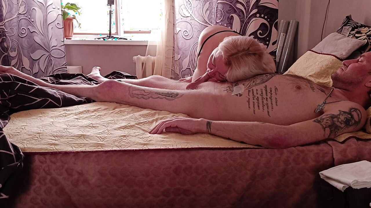 shared a bed with a neighbor fucked her in the mouth and pussy doggy style