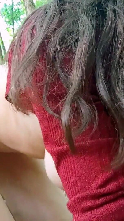 Seks analny w lesie (DEEP ANAL CREAMPIE) - ElivaLove amatorska para | Klip 1