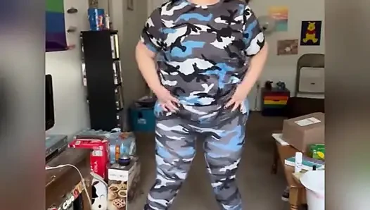 Tease and Please