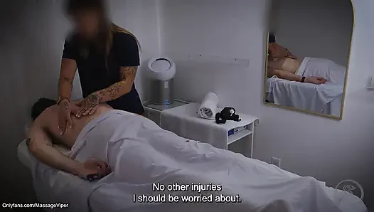 MassageViper - stammkundin versucht neue flexible masseuse und spielt mit ihrem arschloch