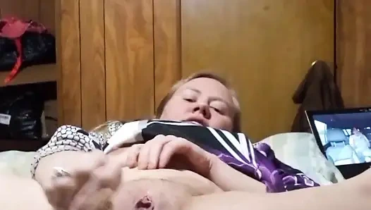 Анальная радость женушки