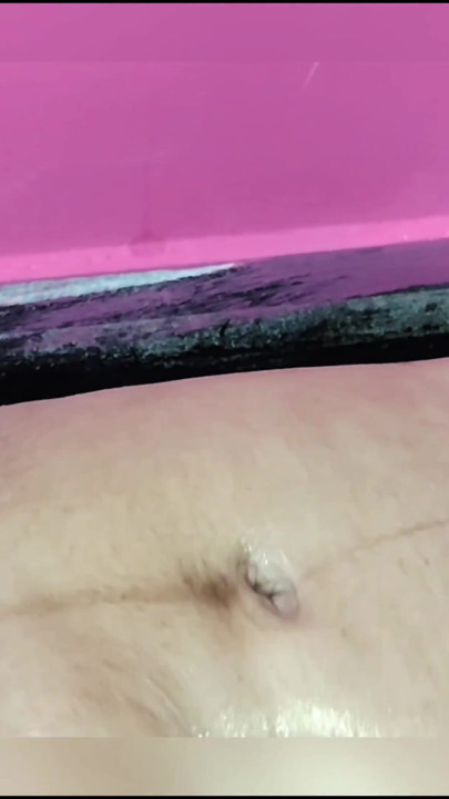 TAMIL hotwife who wants a body massage gets fingering by her neighbour | Clip 1