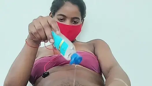 Desi viral slut chocolaty girl fucking his pussy very hard