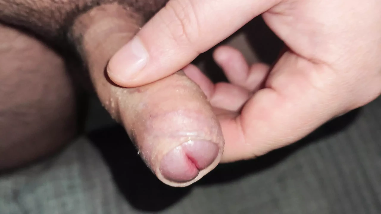 I masturbated super comfortable in my room in silence