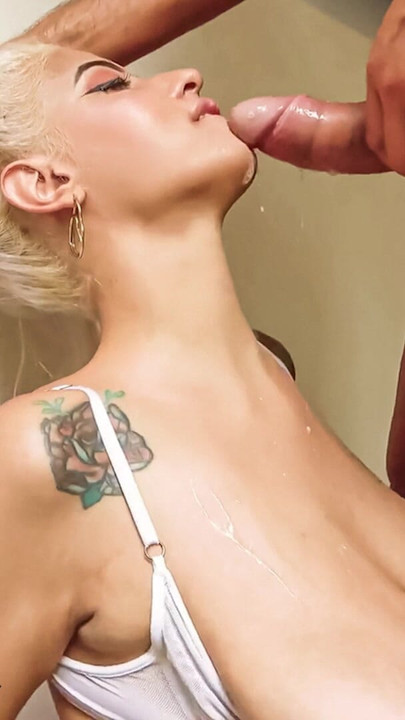 KÆMPE NATURLIGE BRYSTER Blondine Pik Elsker Ansigt Kneppet ROFT & SLOPPY | Klip 2