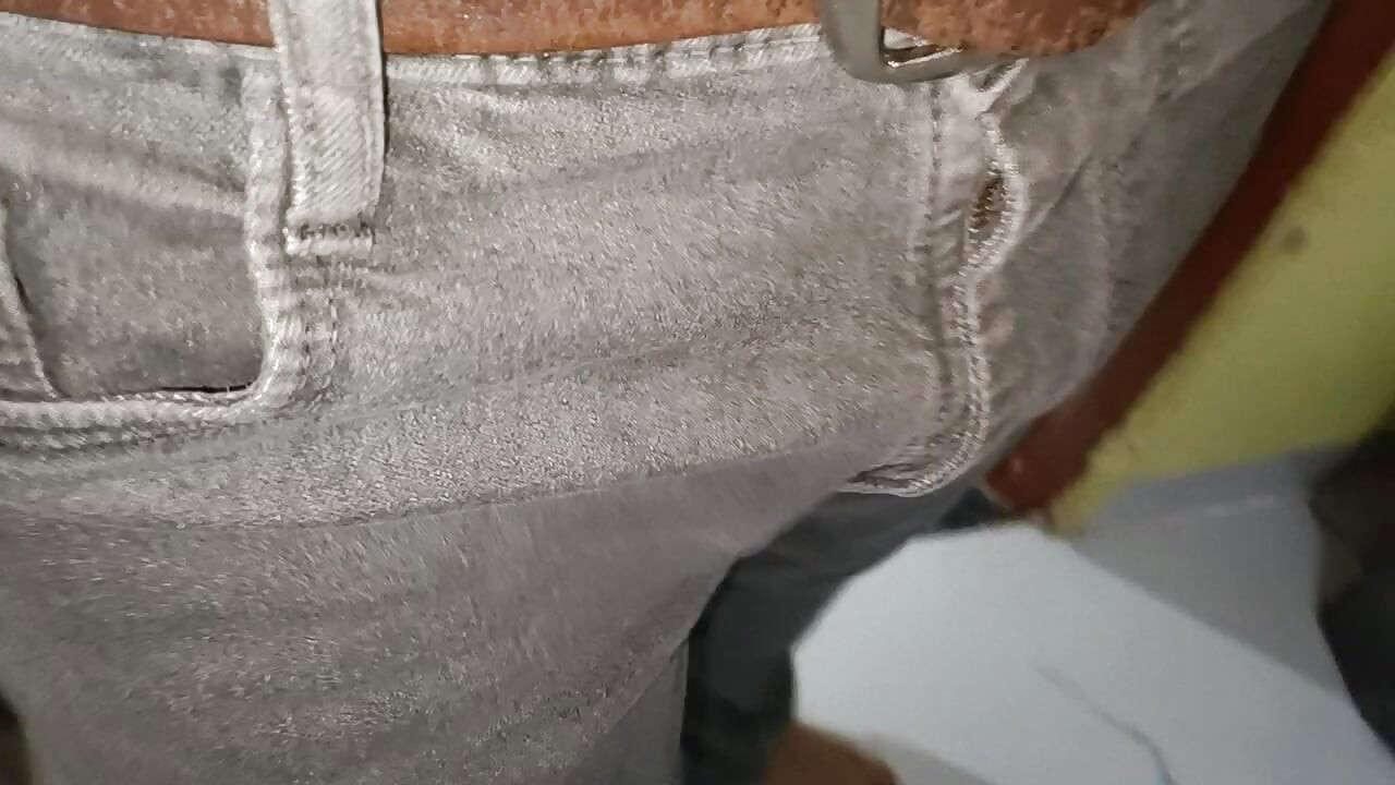 Duty se sidha Aakar nanga hokar nahane lag Gaya