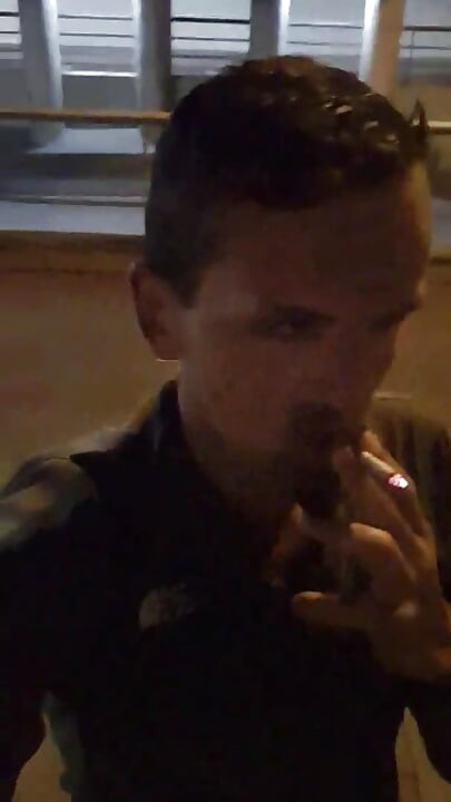 Slutboyben Cam4 Pornoqueen Benjamin Xposeing at Night Public