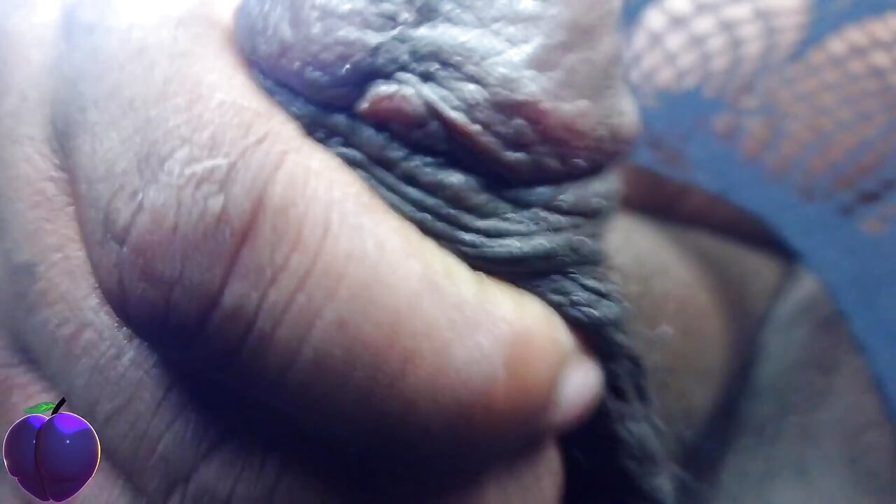POV Crna debela sissy sjedni i svrši na tebe