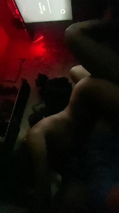 暗いからといって無防備に部屋に入ること