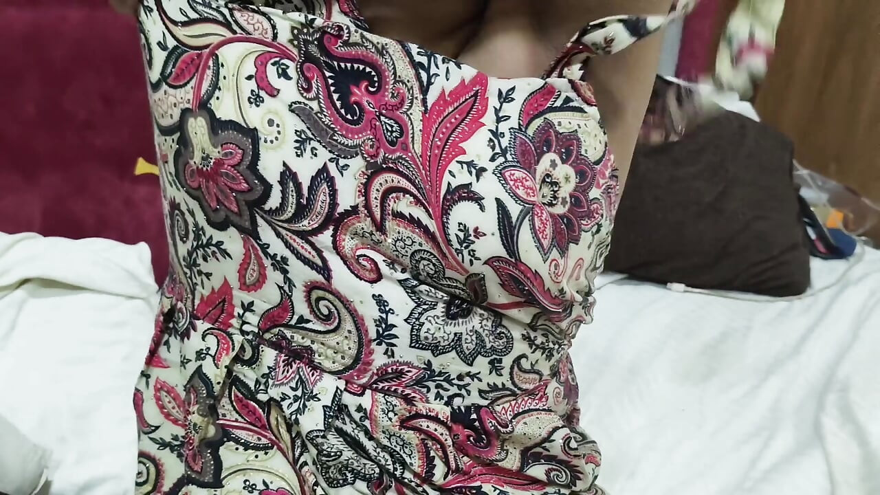 hot indian desi bhabhi