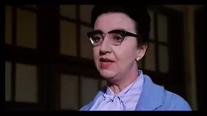 掀起你的裙子，霍兹沃斯夫人