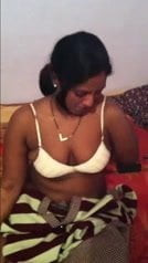 Indian Auntie Shows Tits