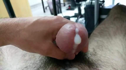 Cum slow motion