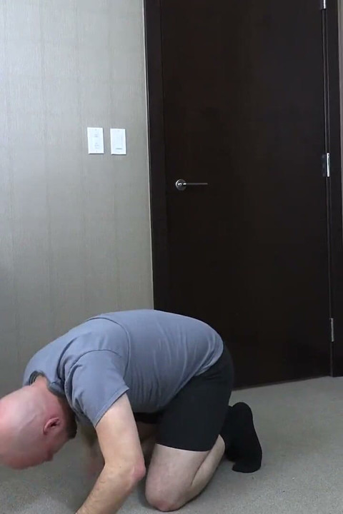 Domination 4K Ball Busting με Femdom Slave Trainer Crystal Clark με Μπότες