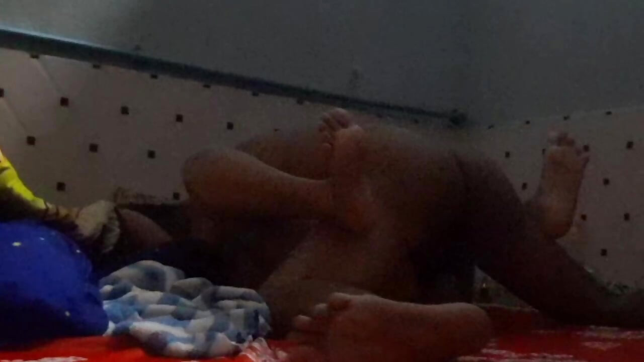 Guardami scopare calda ragazza widwo di 35 anni gemendo episodio 01