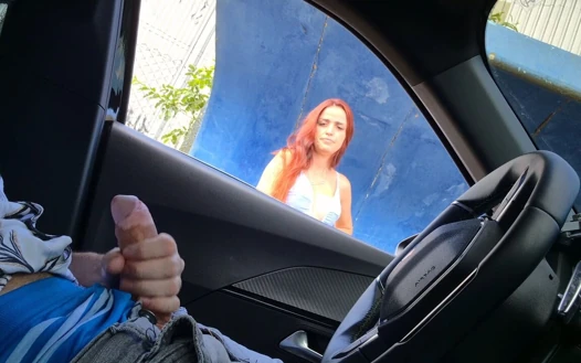Handjob berisiko saat mengemudi, saya memanggil rambut merah cantik untuk melihat penis saya sampai saya cum!