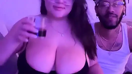 Live Stream with Dani Valentina
