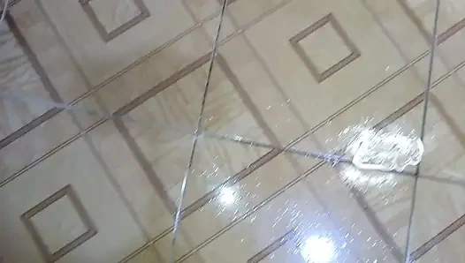 Tamamen ıslanıncaya kadar G noktasına ulaştım.