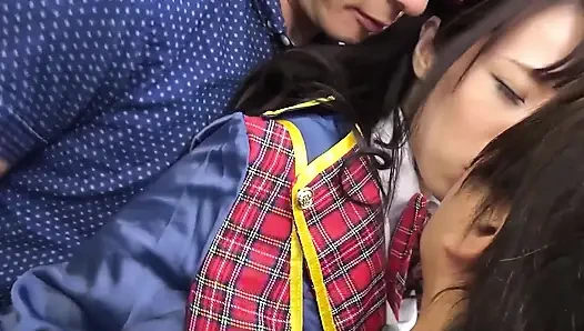 Лучшая сцена с азиатскими тинками - 2_Japanese Отаку Ami Kasai обожает, когда ее волосатую киску забрызгивают спермой