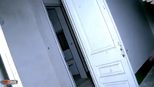 Европейская брюнетка Jordanne Kali делает минет с глубокой глоткой и камшот раком