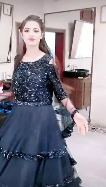 Saima Khan, Pakistani hot girl videos
