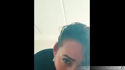 Kami cuma mau ngentot apa aja