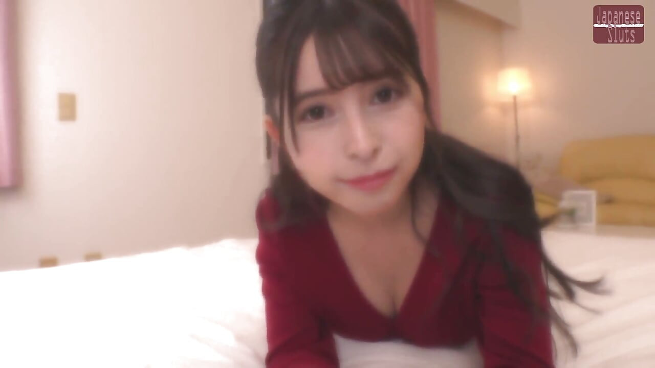 Petite G-cup Beauty Hina Shinjo Is Too Irresistible Not to Lift up - Ep2