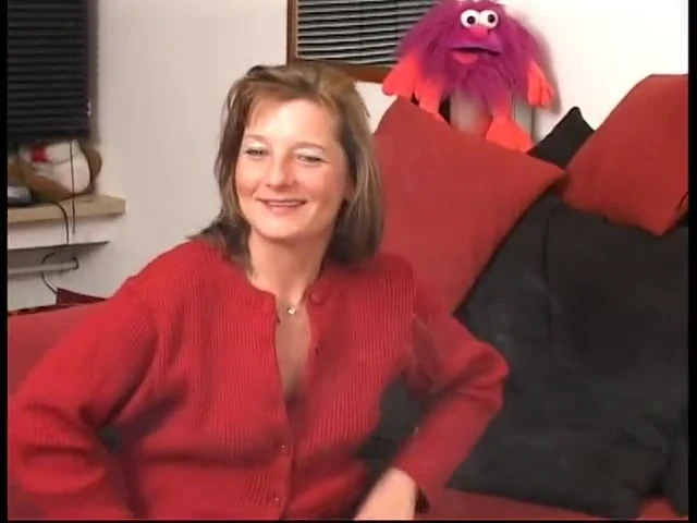 Real Horny Housewife Does It with Several Dildos