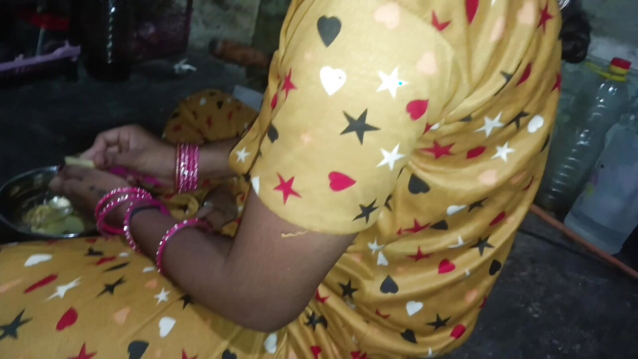 किचन में बहन गांड मराई भाई के लंड से डॉगी स्टाइल में हिंदी ऑडियो