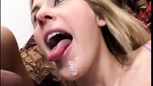 Беременную милфу жестко отшпилили два огромных полюса