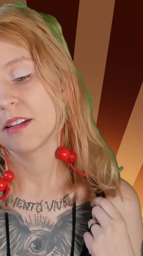 Pretty little MILF get's a mega facial | Clip 1