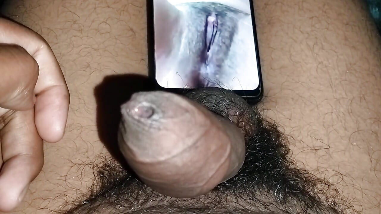 Rastgele amcık ve göğüsler desi kesilmemiş siyah thik yarak mastürbasyonu gördükten sonra bir haraç mastürbasyonu