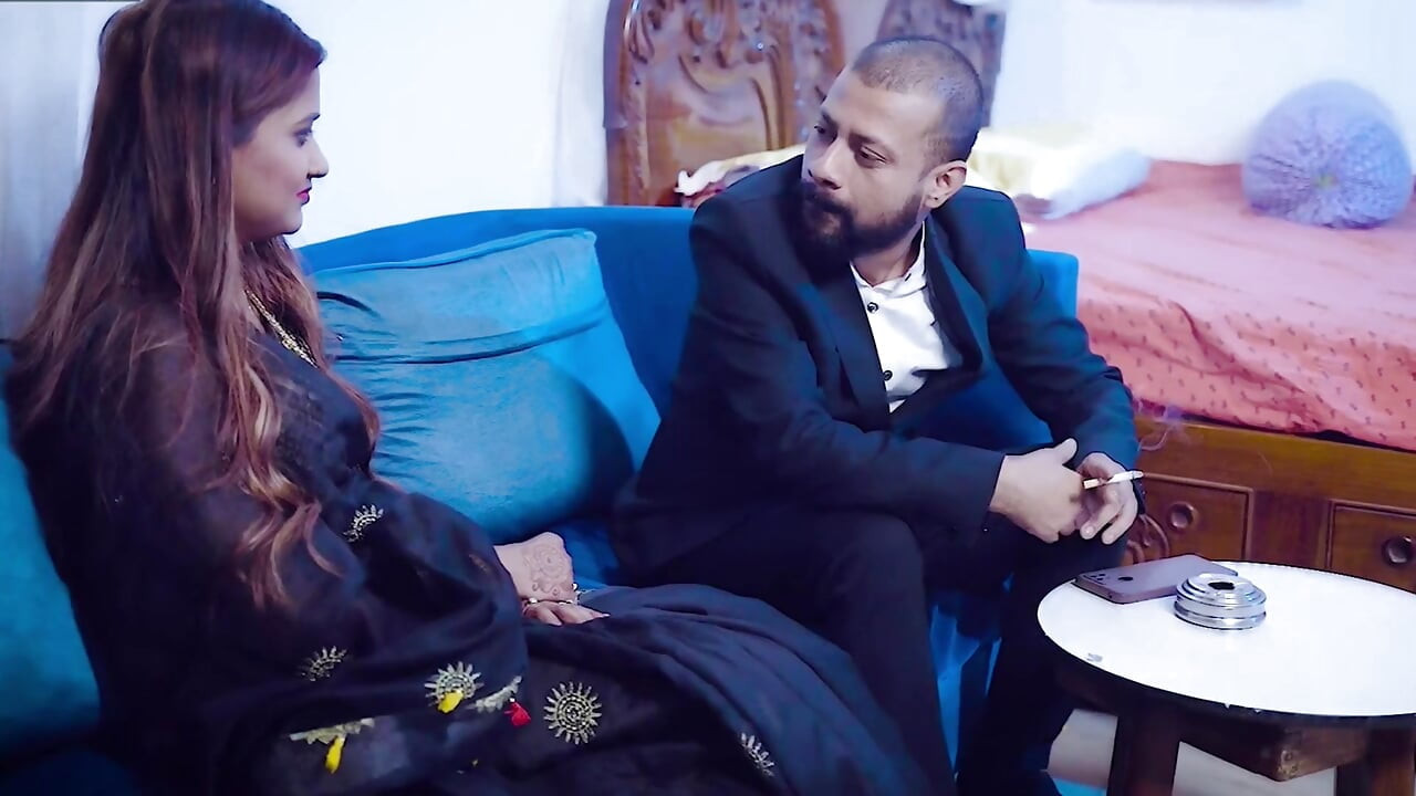 Little step sister ko paise dekar jabbar dasti ghori bna kar pel diya