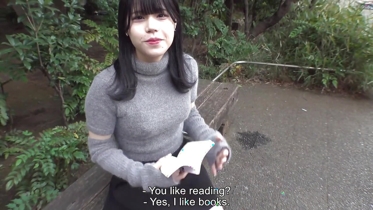 Miu Akino Is a Cute College Babe Who Needs Money