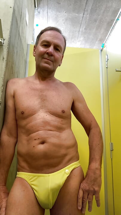 I like it yellow