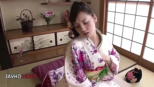 Masturbationssession mit der verführerischen japanischen schönheit Rei Mizuna amateur erfreut Spielzeug