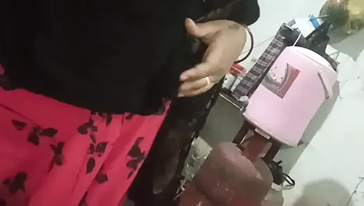 Elder drains water from cock Hindi Audio: Best handjobs