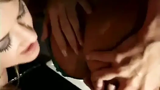 Klasik porno dvd'leri yapışkan hikayeler bölüm 8