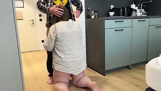 I guide my stepmom's head so I can cum faster